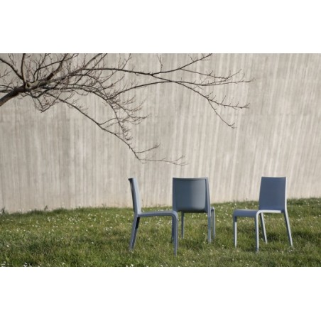 Set mit 4 Nassau 533 Stühlen