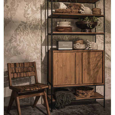 Outline Kleiderschrank mit 2 Türen