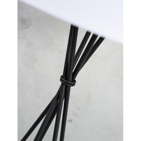 Stehlampe Lima 6030 mit schwarzen Beinen