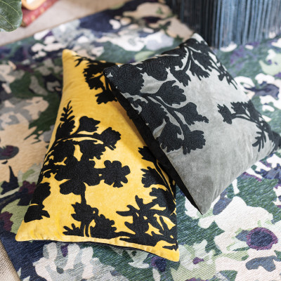 Broderet Rosalie-pude