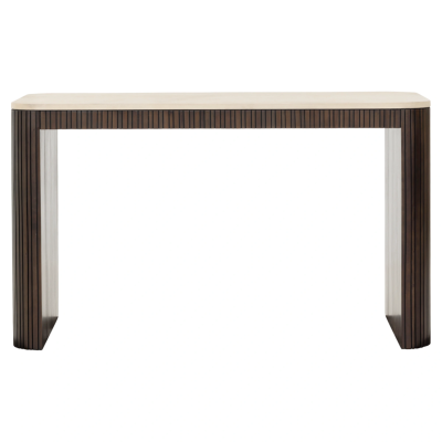 Maroon skrivebord