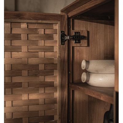 Karma kapp 2 ukse ja 1 raamiga