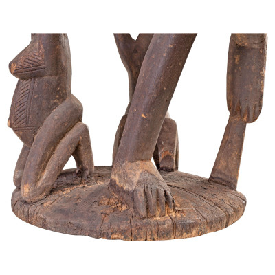 Escultura conmemorativa de Lefem