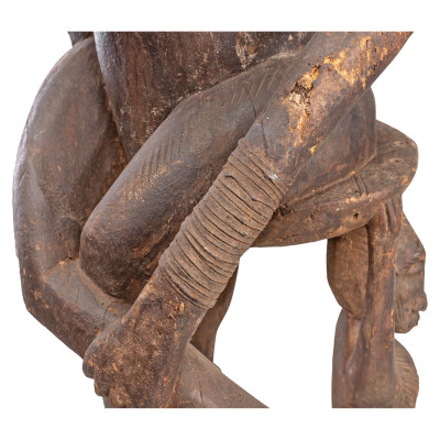 Escultura conmemorativa de Lefem