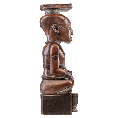 Escultura Ndop King AAA1167