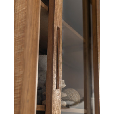 Vitrina Bliss con puertas correderas de teca y vidrio