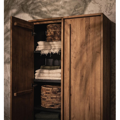 Ääriviivat vaatekaappi 2 ovea ja 5 hyllyä