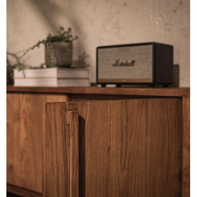 Ääriviivat matala senkki, jossa on 4 ovea