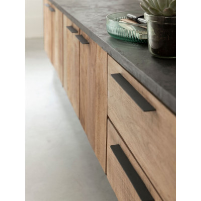 Soho seinälle ripustettava TV-teline, jossa 4 ovea