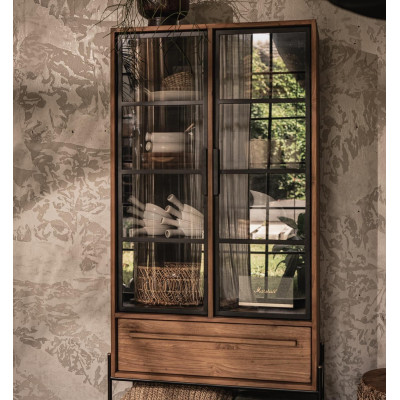 Armoire Outline