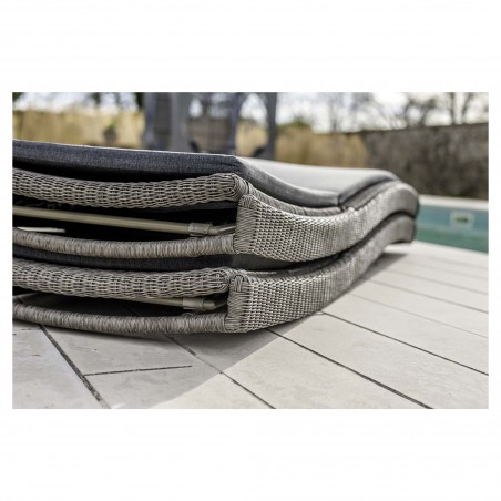 Monte Carlo adjustable sunbed