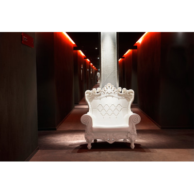 Queen of Love Armchair