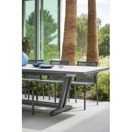 Amaka Extendable Garden Table