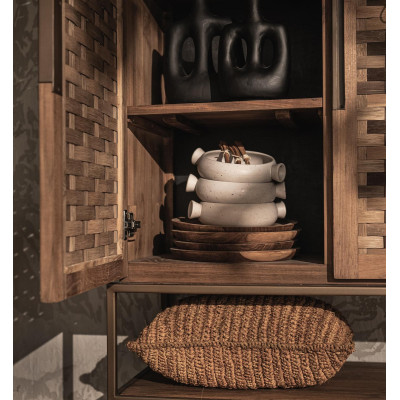 Karma cabinet with 2 doors and 1 rack