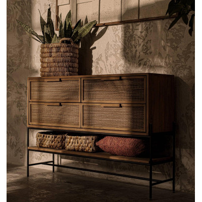 Coco dresser with 4 drawers and 1 shelf