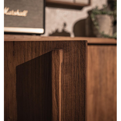 Outline sideboard with 4 doors