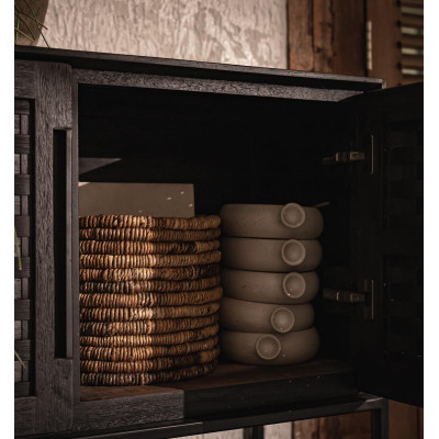 Karma bufete ar 2 durvīm un 1 plauktu