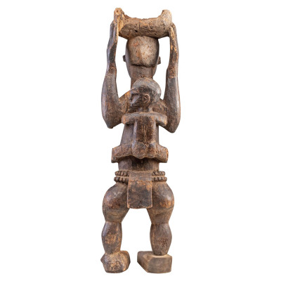 Sculptuur Vrouw Attye AAA1229