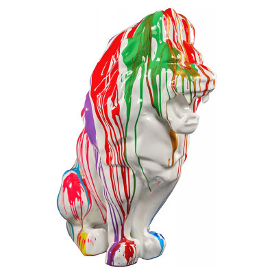 Escultura ao ar livre do leão Simba