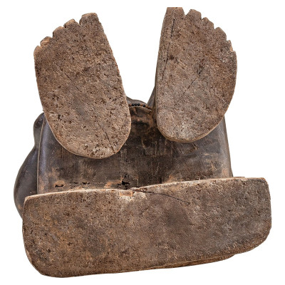 Escultura de figura Attye