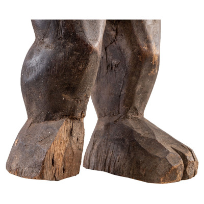 Sculptură cu tambur cu fantă Mende