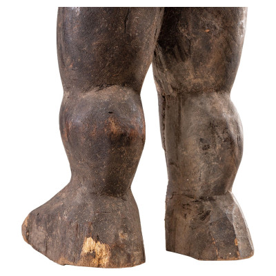 Sculptură cu tambur cu fantă Mende