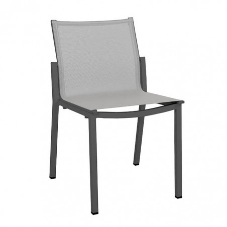Set med 4 stapelbara stolar Amaka