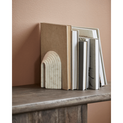 Ferro bookend au Canada